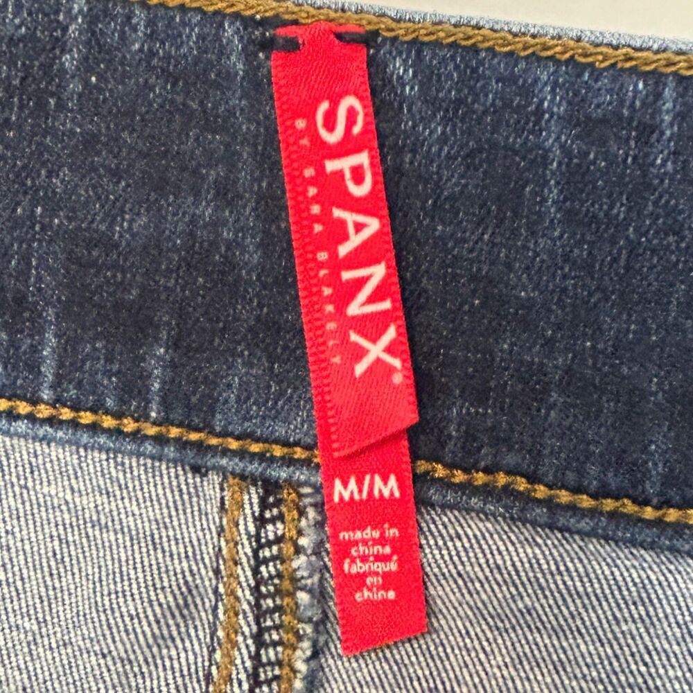 Spanx Skinny Jeans Stretch Denim Jeggings Blue Distressed Raw Hem Lift Pants M - Picture 13 of 16